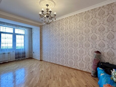 Elan №6299311 - Bakı, Abşeron r., 2 otaqlı, 41 m², 7/8 mərtəbə
