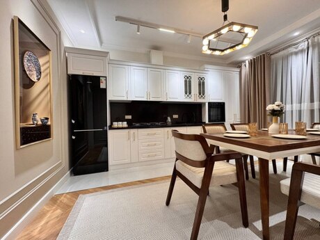 Kirayə 3 otaqlı mənzil, 170 m², Nəsimi: 3 400 ₼/ay 4