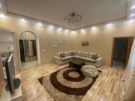 Kirayə 2 otaqlı mənzil, 80 m², İçəri Şəhər: 1 000 ₼/ay 5