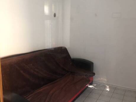 1 otaqlı köhnə tikili - Elmlər Akademiyası m. - 35 m²