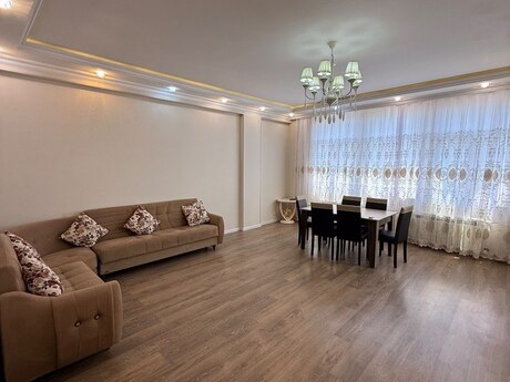 Elan №6299360 - Bakı, Şah İsmayıl Xətai m., 3 otaqlı, 140 m², 9/16 mərtəbə
