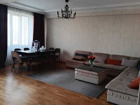 3 otaqlı mənzil, 121 m², Azadlıq Prospekti: 370 000 ₼ 2