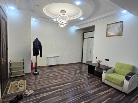 Аренда: 3-комнатная квартира, 175 м², Nizami: 1 300 ₼/мес 2