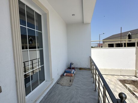 4 otaqlı həyət evi, 200 m², Yeni Ramana: 205 000 ₼ 5