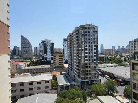 Продаётся 2-комнатная квартира в новостройке, Nərimanov, 120 м², 265 000 AZN, фото 2 / 11
