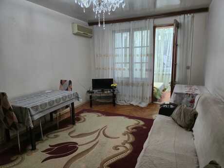 Elan №6299481 - Bakı, Nərimanov r., 2 otaqlı, 50 m², 3/5 mərtəbə