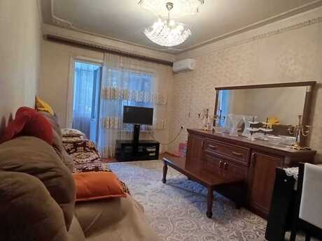Объявление №6299571 - Баку, м. Халглар Достлугу, 3-комн., 85 м², 2/9 этаж