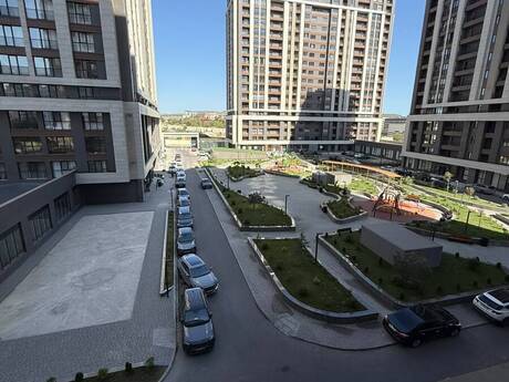 Elan №6299617 - Bakı, Ağ şəhər q., 2 otaqlı, 70 m², 4/20 mərtəbə