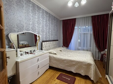 4 otaqlı mənzil, 90 m², Xətai: 150 000 ₼ 3