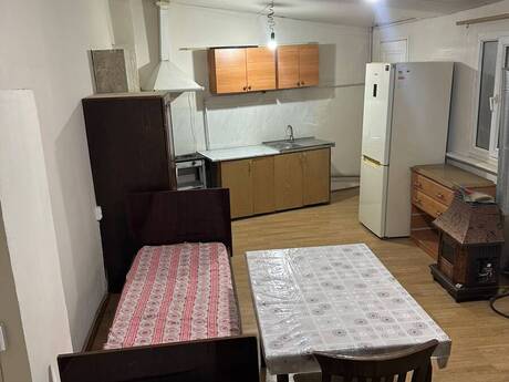 Elan №6299710 - Bakı, Elmlər Akademiyası m., 1 otaqlı, 30 m²