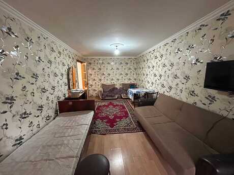 Elan №6299692 - Bakı, Neftçilər m., 1 otaqlı, 40 m², 3/5 mərtəbə