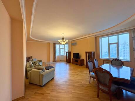 Elan №6299848 - Bakı, Nərimanov r., 3 otaqlı, 150 m², 11/17 mərtəbə