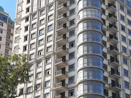 Elan №6300095 - Bakı, Bayıl q., 3 otaqlı, 153 m², 12/18 mərtəbə
