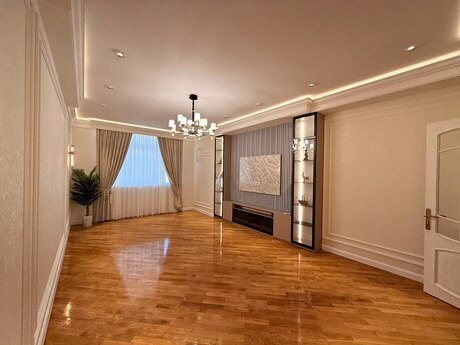 4-room apartment, 174 m², Nizami: 537 000 ₼ 2