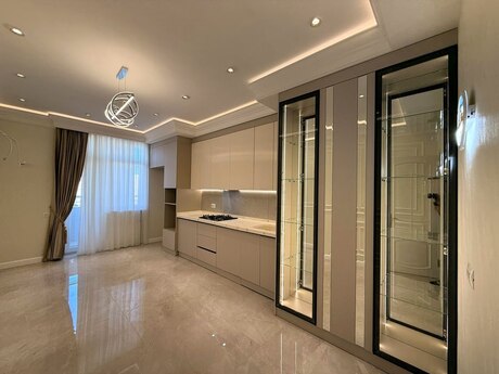 4-room apartment, 174 m², Nizami: 537 000 ₼ 5