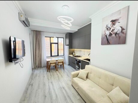Elan №6300146 - Bakı, 28 May m., 2 otaqlı, 70 m², 7/12 mərtəbə