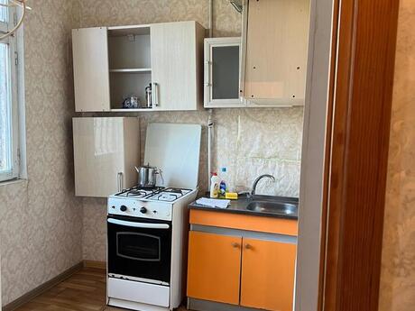 Elan №6300256 - Bakı, Memar Əcəmi m., 1 otaqlı, 40 m², 5/5 mərtəbə