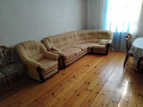 Elan №6300296 - Bakı, Qara Qarayev m., 2 otaqlı, 70 m², 3/5 mərtəbə