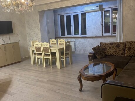 Elan №6300322 - Bakı, Gənclik m., 3 otaqlı, 75 m², 8/9 mərtəbə