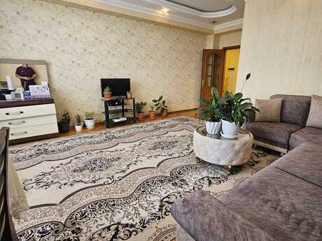 Elan №6300370 - Bakı, Memar Əcəmi m., 3 otaqlı, 135 m², 15/18 mərtəbə