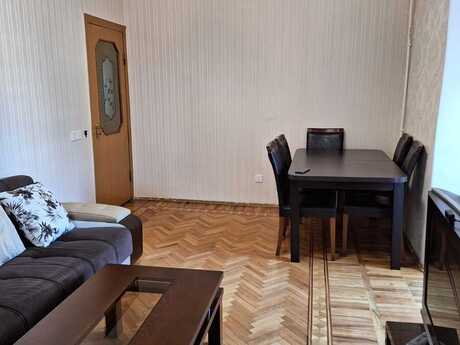 Elan №6300418 - Bakı, Xalqlar Dostluğu m., 3 otaqlı, 70 m², 3/10 mərtəbə