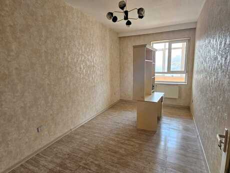 3-комн. новостройка - м. Низами - 132 м²