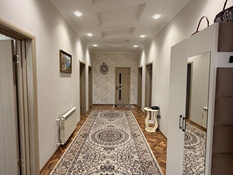 4 otaqlı həyət evi, 150 m², Zabrat: 200 000 ₼ 3