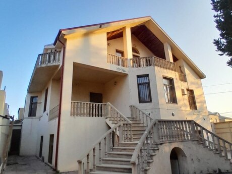 Elan №6300943 - Bakı, Bakıxanov q., 4 otaqlı, 200 m²