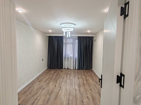 Elan №6300995 - Bakı, Elmlər Akademiyası m., 3 otaqlı, 80 m², 4/5 mərtəbə