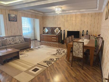 5-room apartment, 120 m², Əhmədli: 250 000 ₼ 2