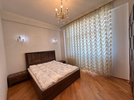 3 otaqlı yeni tikili - Şah İsmayıl Xətai m. - 120 m²
