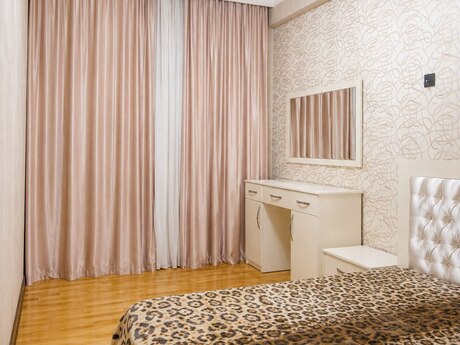 Elan №6301080 - Bakı, İnşaatçılar m., 3 otaqlı, 110 m², 12/18 mərtəbə