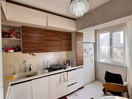 2 otaqlı köhnə tikili - Nəriman Nərimanov m. - 80 m²