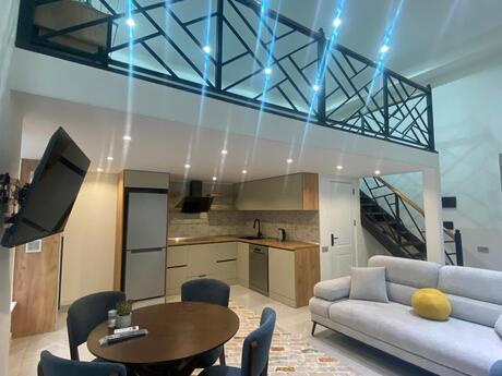 1 otaqlı yeni tikili - Ağ şəhər q. - 50 m²