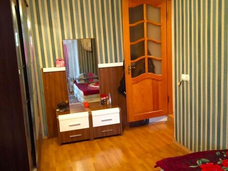 2 otaqlı köhnə tikili - Neftçilər m. - 55 m²