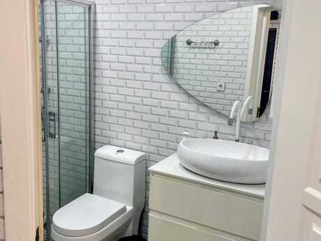1-комн. вторичка - м. Элмляр Академиясы - 35 м²
