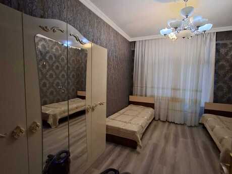 3-room apartment for rent, 110 m², İnşaatçılar: 700 ₼/mo 4