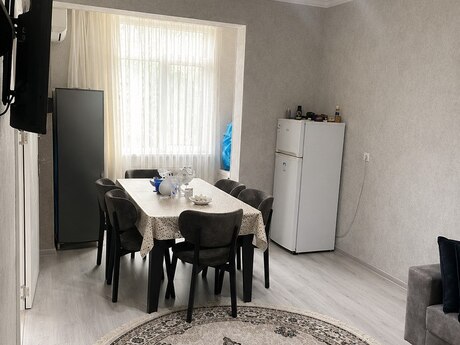 2 otaqlı köhnə tikili - Memar Əcəmi m. - 40 m²