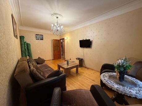 4 otaqlı köhnə tikili - Xətai r. - 120 m²