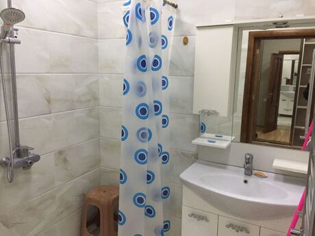 2-room apartment for rent, 76 m², İçəri Şəhər: 1 300 ₼/mo 4