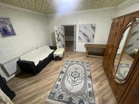 2 otaqlı həyət evi/bağ evi - Nəsimi m. - 60 m²