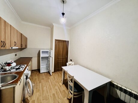 2-комн. новостройка - м. 28 мая - 52 м²