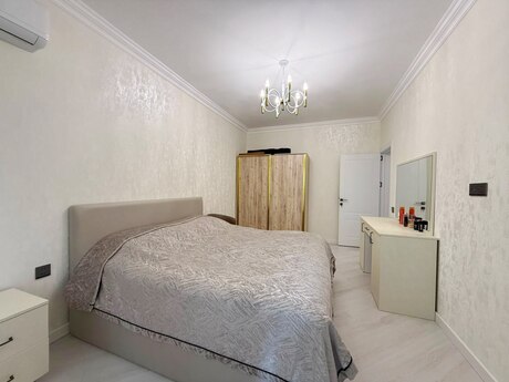 4 otaqlı köhnə tikili - Nizami r. - 100 m²
