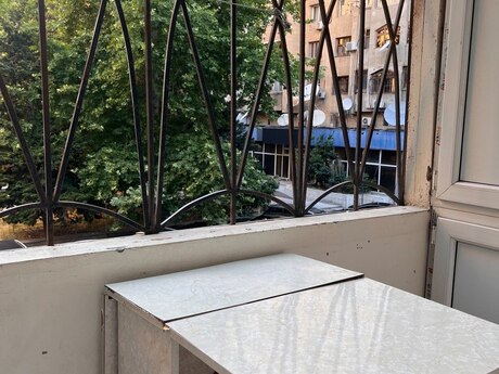 3 otaqlı köhnə tikili - Sahil m. - 5 m²