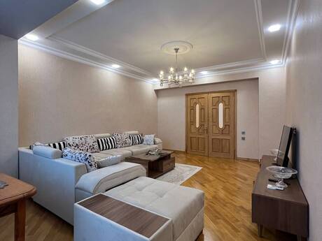 3-комн. новостройка - пос. Бадамдар - 125 м²