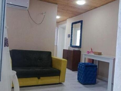 Elan №6302306 - Bakı, Nizami m., 1 otaqlı, 65 m², 2/2 mərtəbə