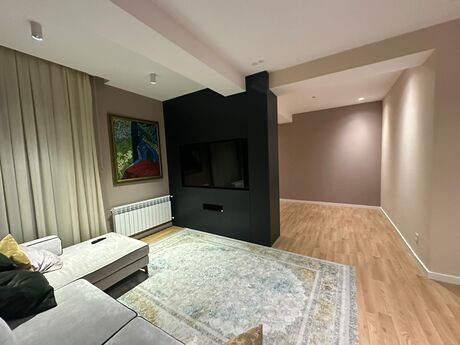 3-комн. новостройка - Сабаильский р. - 121 м²