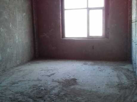 3-комн. новостройка - м. 8 ноября - 131 м²