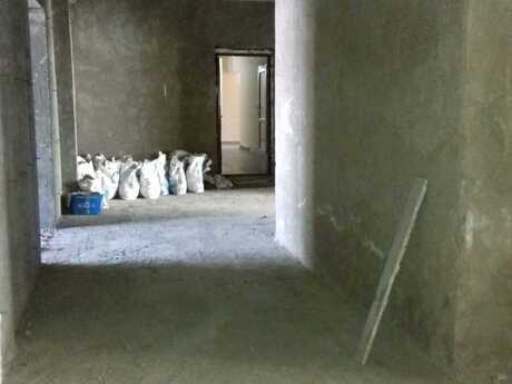 3-комн. новостройка - м. 8 ноября - 131 м²
