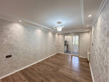Elan №6302431 - Bakı, Neftçilər m., 3 otaqlı, 62 m², 2/5 mərtəbə